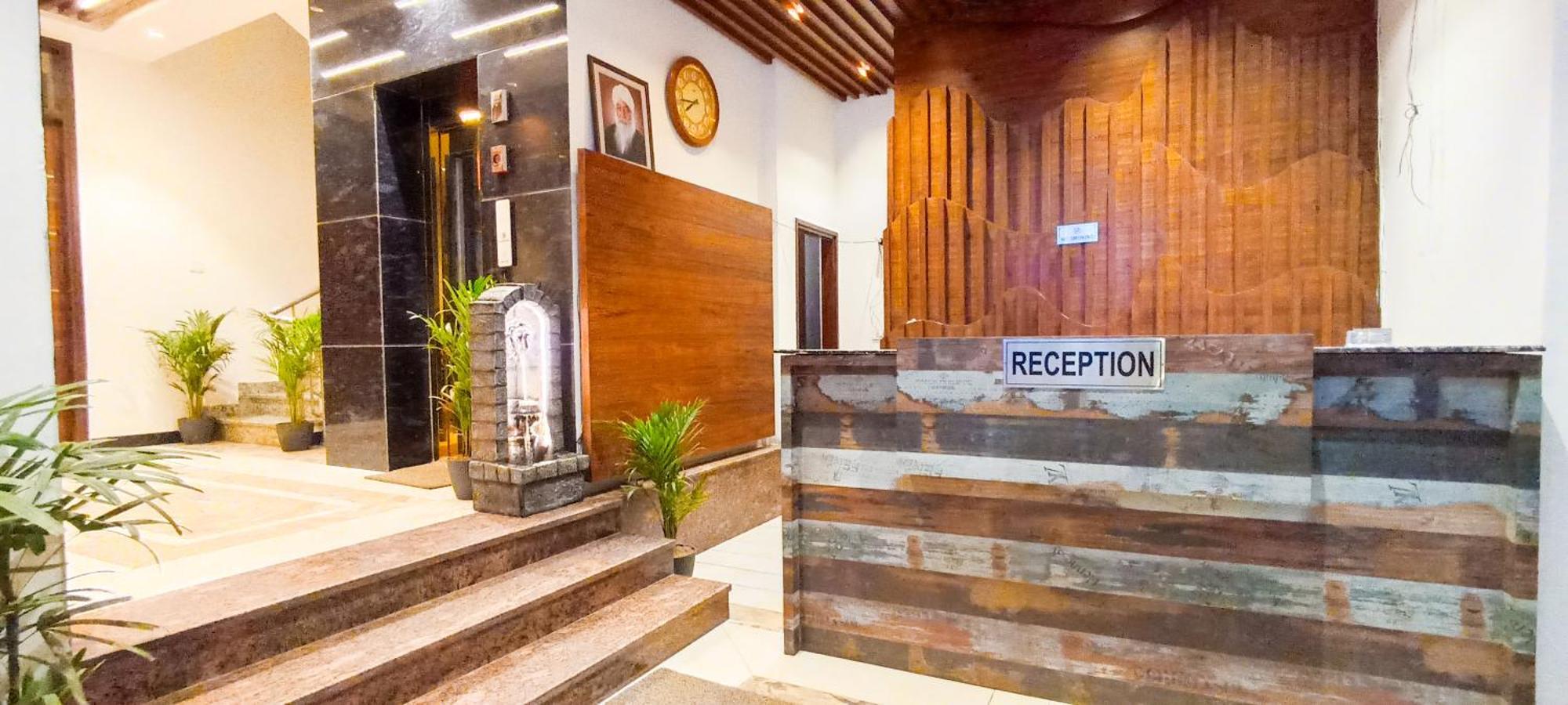 Hotel Lake View Чандигарх Экстерьер фото